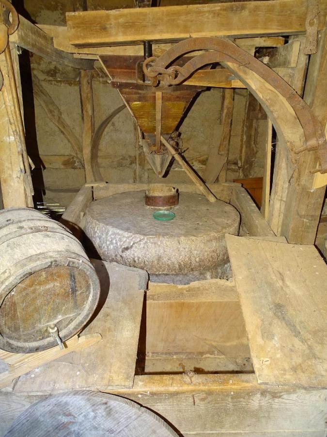 Комплексы для отдыха с коттеджами/бунгало The Water Mill Yamna-18